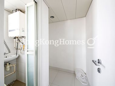 Maid's Room and Washroom