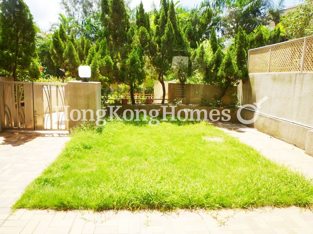 Private Garden off Living Room