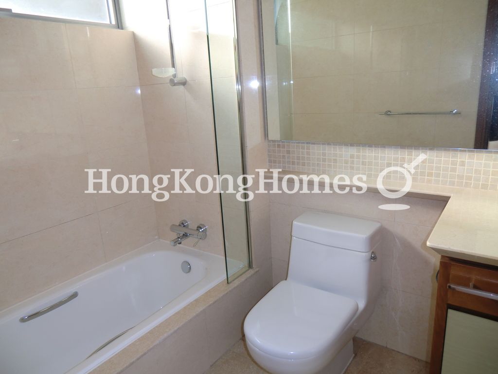 Second Ensuite Bathroom