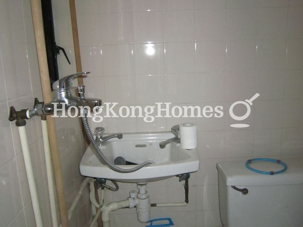 Maid's Washroom