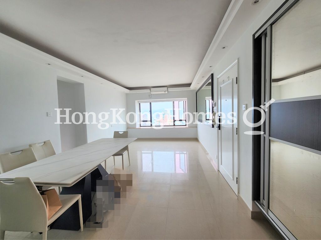 Living and Dining Room