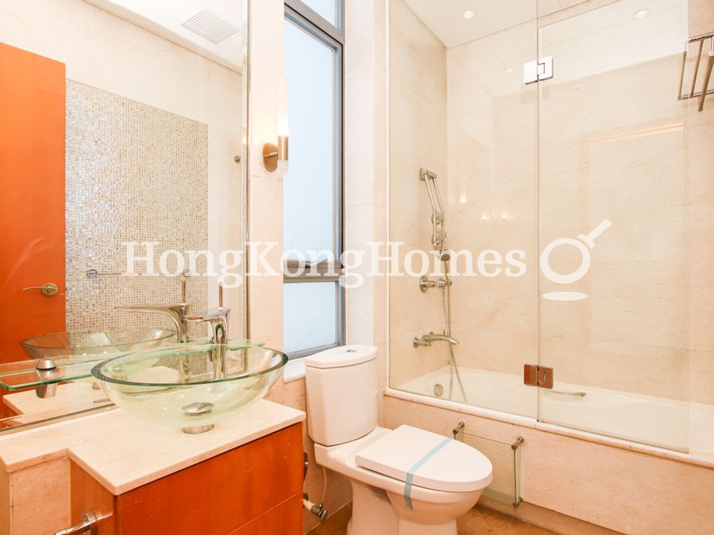 Second Ensuite Bathroom