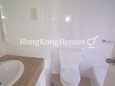 Second Ensuite Bathroom