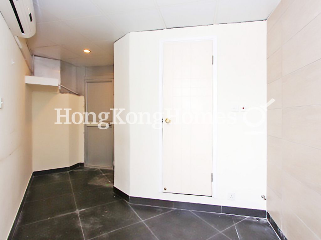 Second Ensuite Bedroom