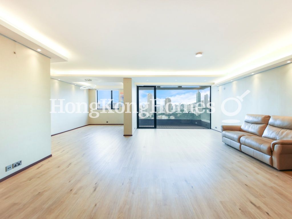 Living and Dining Room