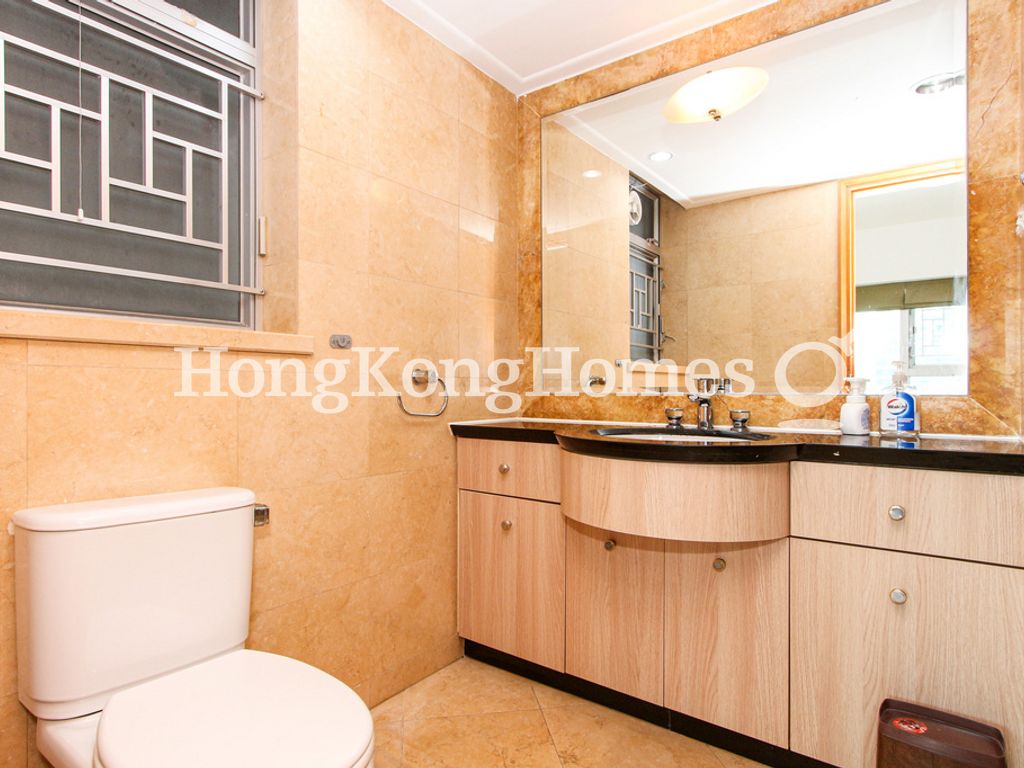 Second Ensuite Bathroom