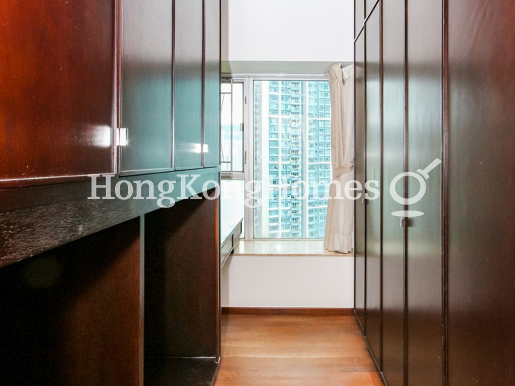 Walk-in Closet in Master Bedroom