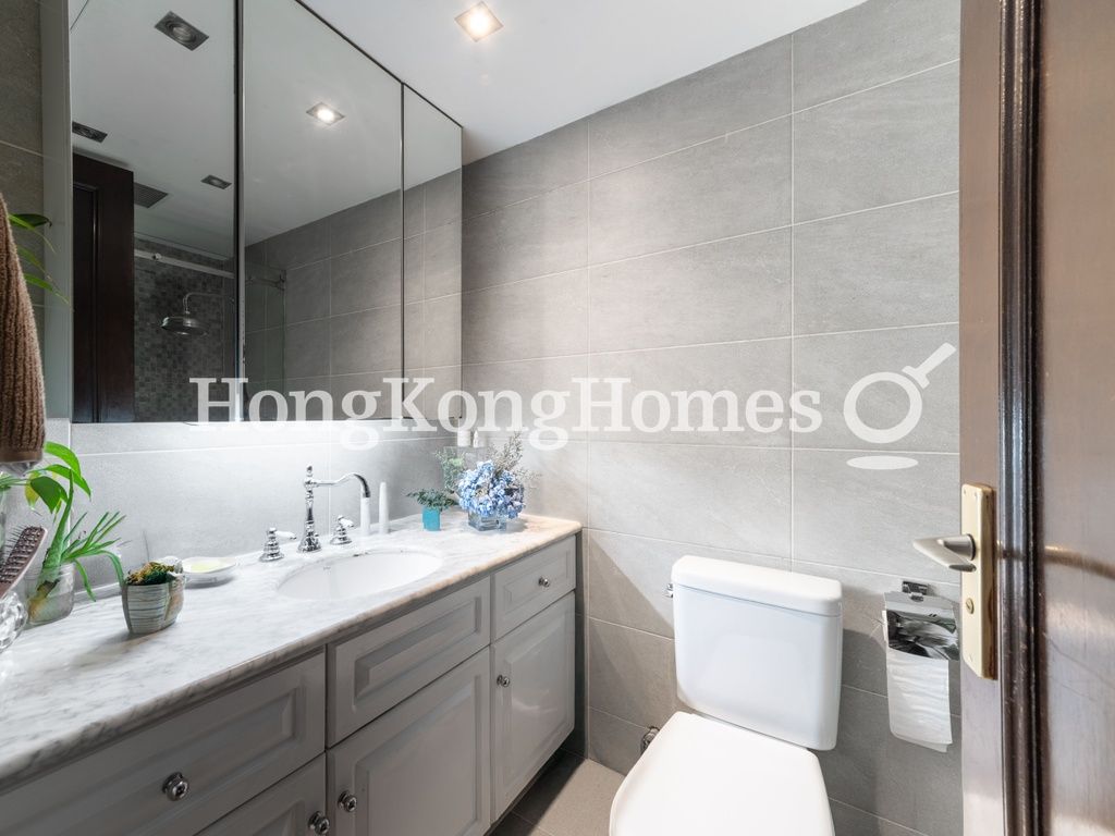 Second Ensuite Bathroom