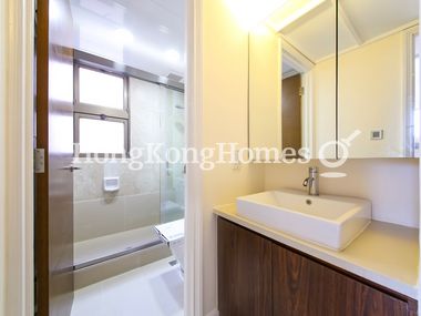 Second Ensuite Bathroom