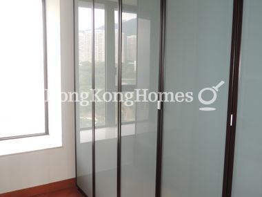 Built-in Wardrobe in Master Bedroom