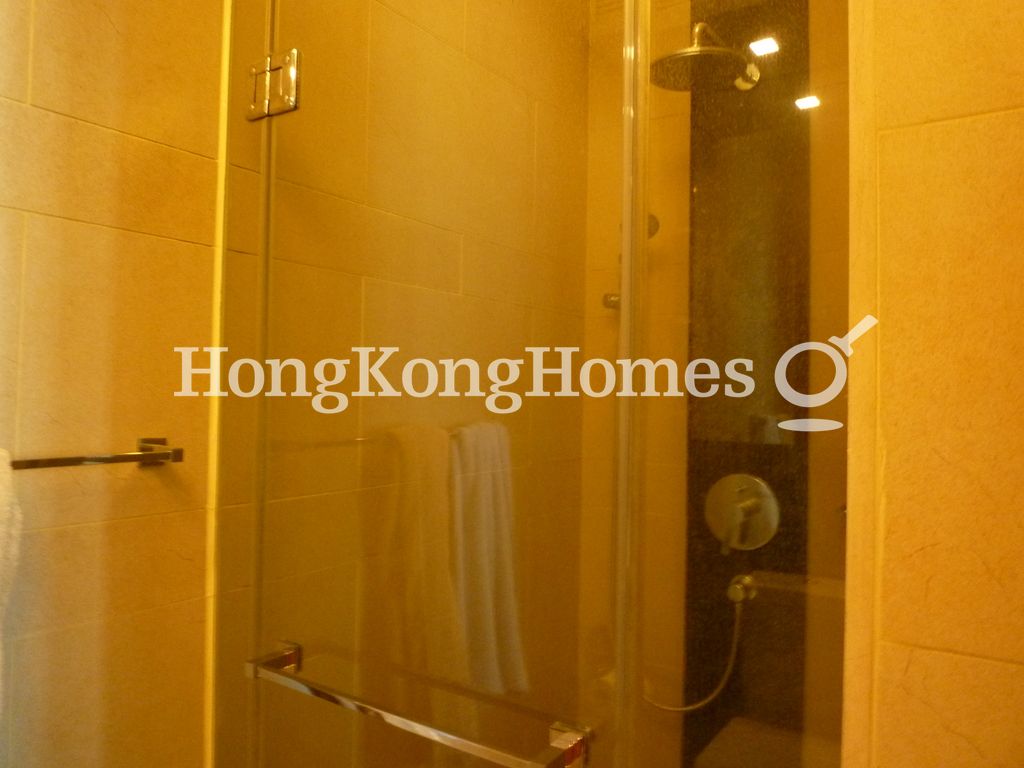 Rain Shower in Master Bathroom