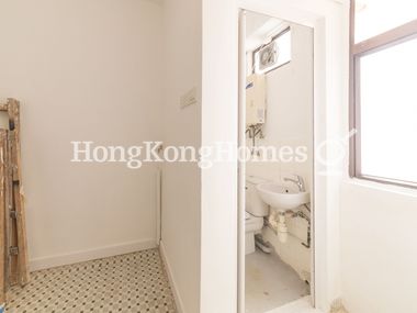 Maid's Room and Washroom