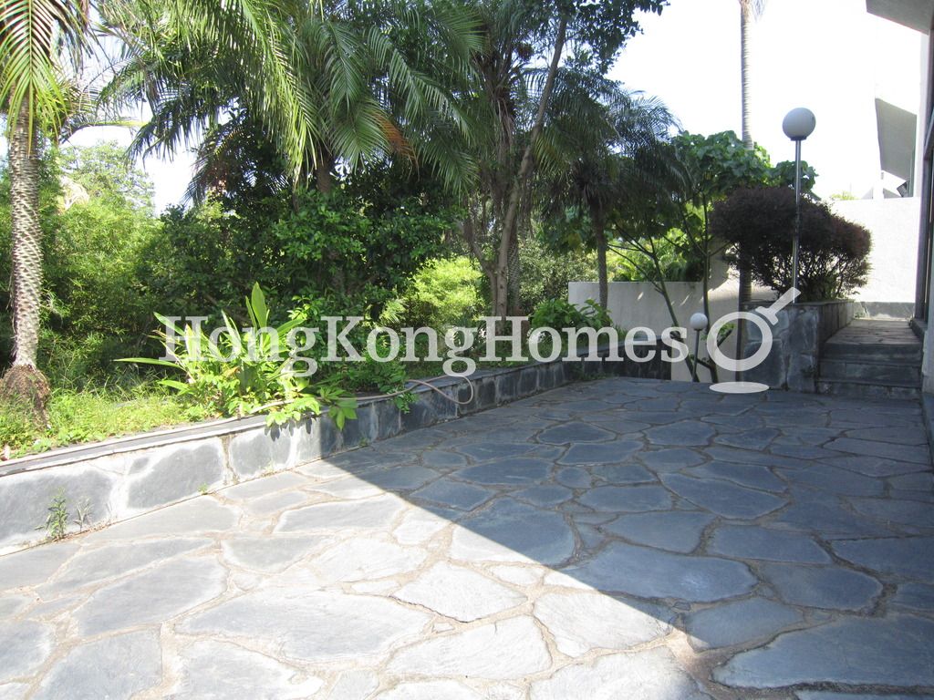 Private Garden off Living Room