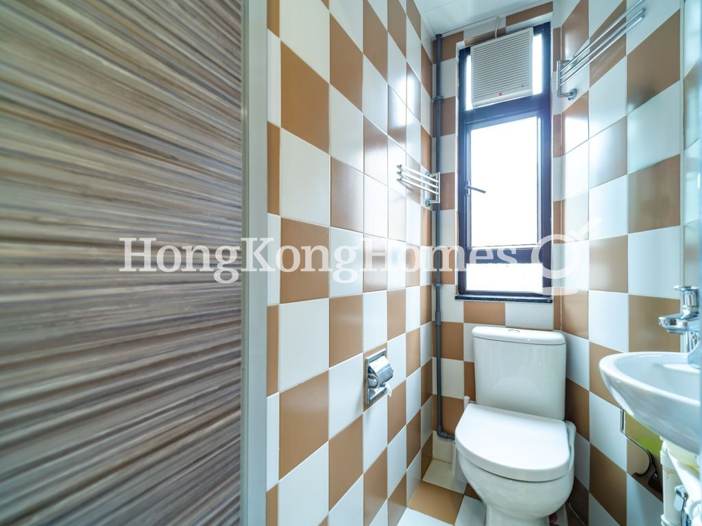 Guest Powder Room