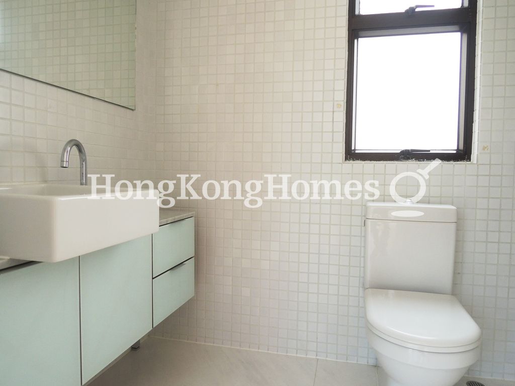 Second Ensuite Bathroom