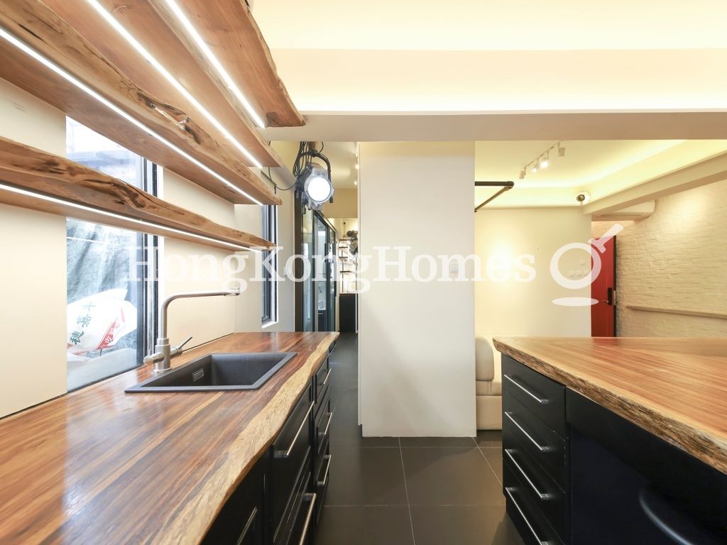 Open Kitchen
