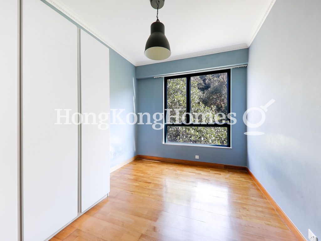 Fourth Ensuite Bedroom