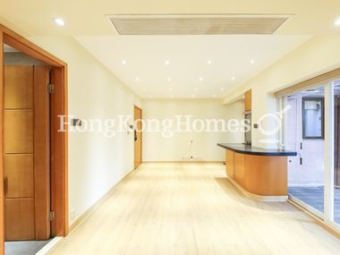 Living and Dining Area