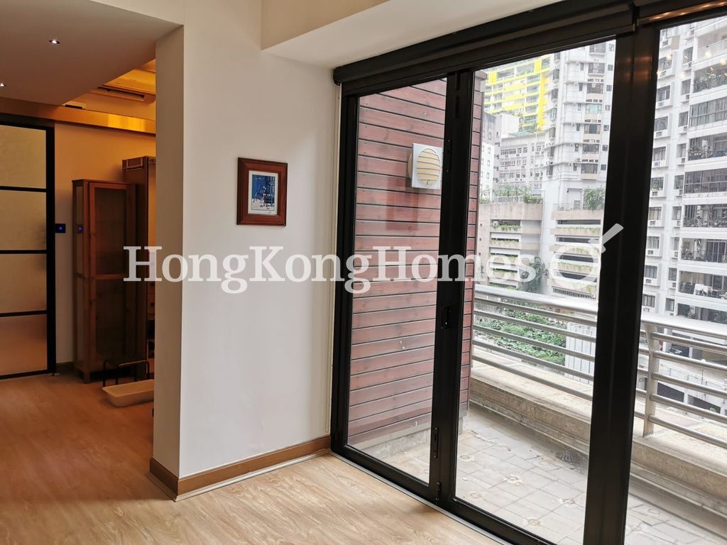 Private Terrace off Living & Dining Room