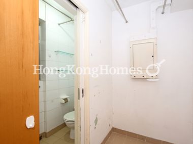 Maid's Room and Washroom