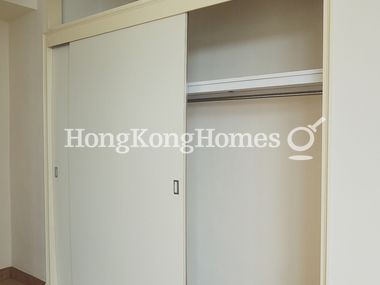 Built-in Wardrobe in Master Bedroom