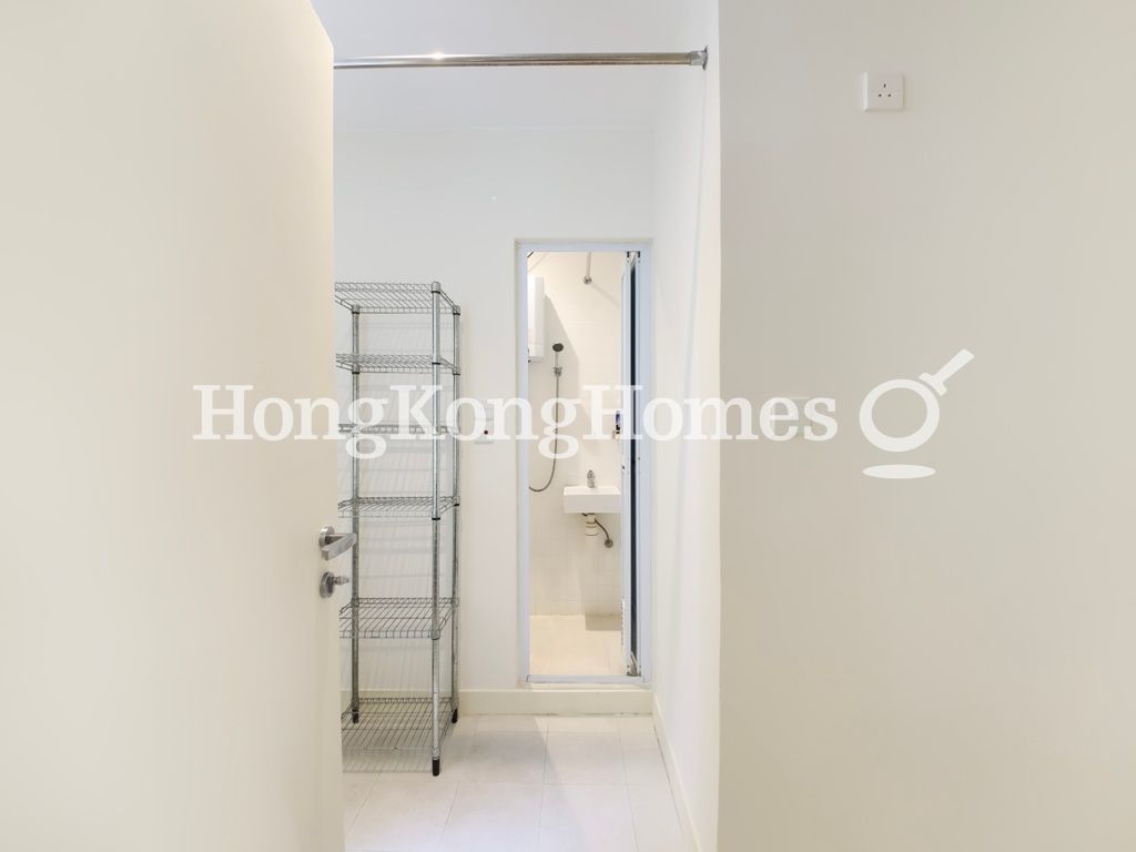 Maid's Room and Washroom