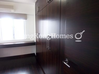Built-in Wardrobe in Second Bedroom