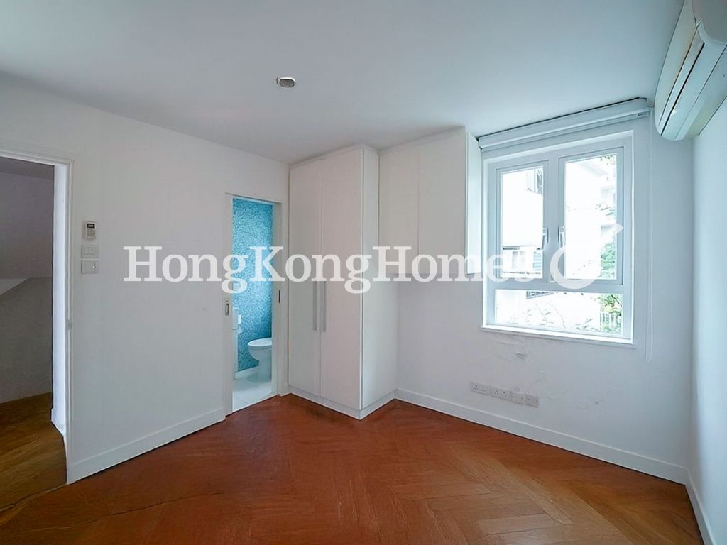 Second Ensuite Bedroom