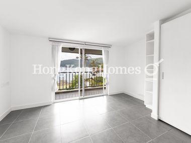 Fourth Ensuite Bedroom