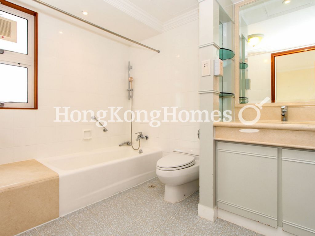 Second Ensuite Bathroom