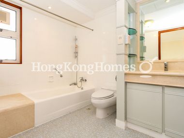 Second Ensuite Bathroom