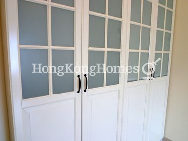 Built-in Wardrobe in Master Bedroom