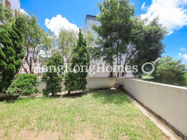 Private Garden off Living & Dining Room