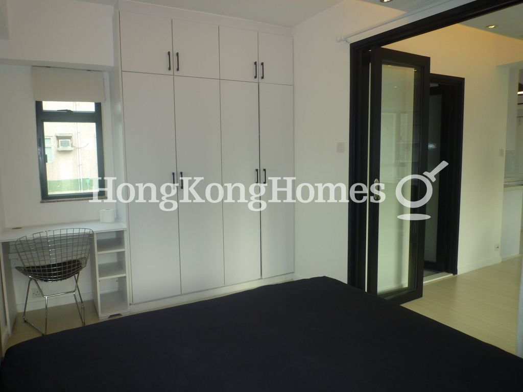 Built-in Wardrobe in Master Bedroom