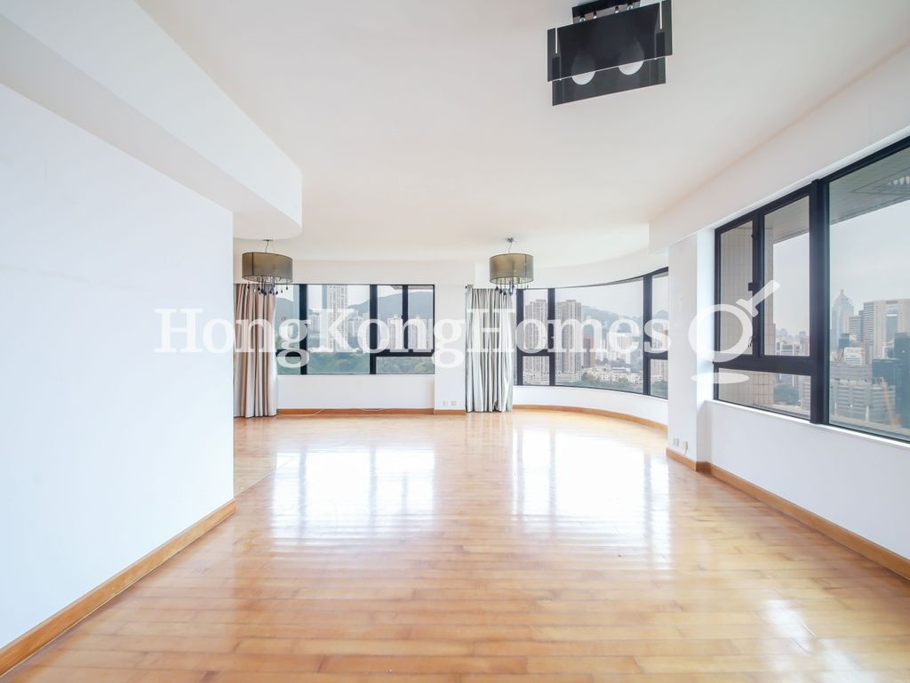 Living and Dining Room