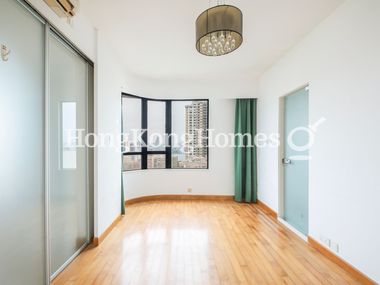 Second Ensuite Bedroom