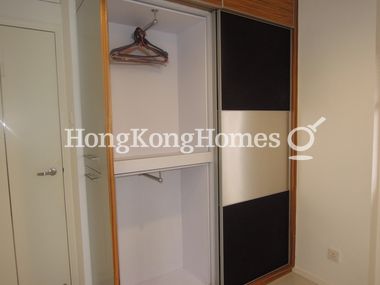 Built-in Wardrobe in Second Bedroom