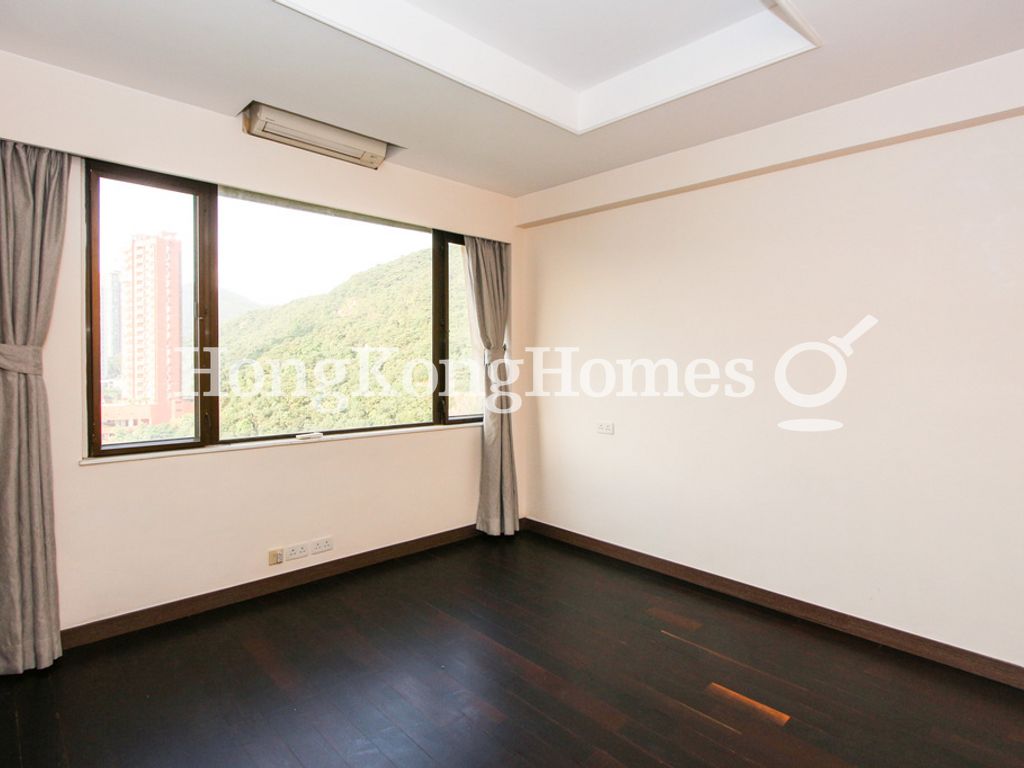 Second Ensuite Bedroom