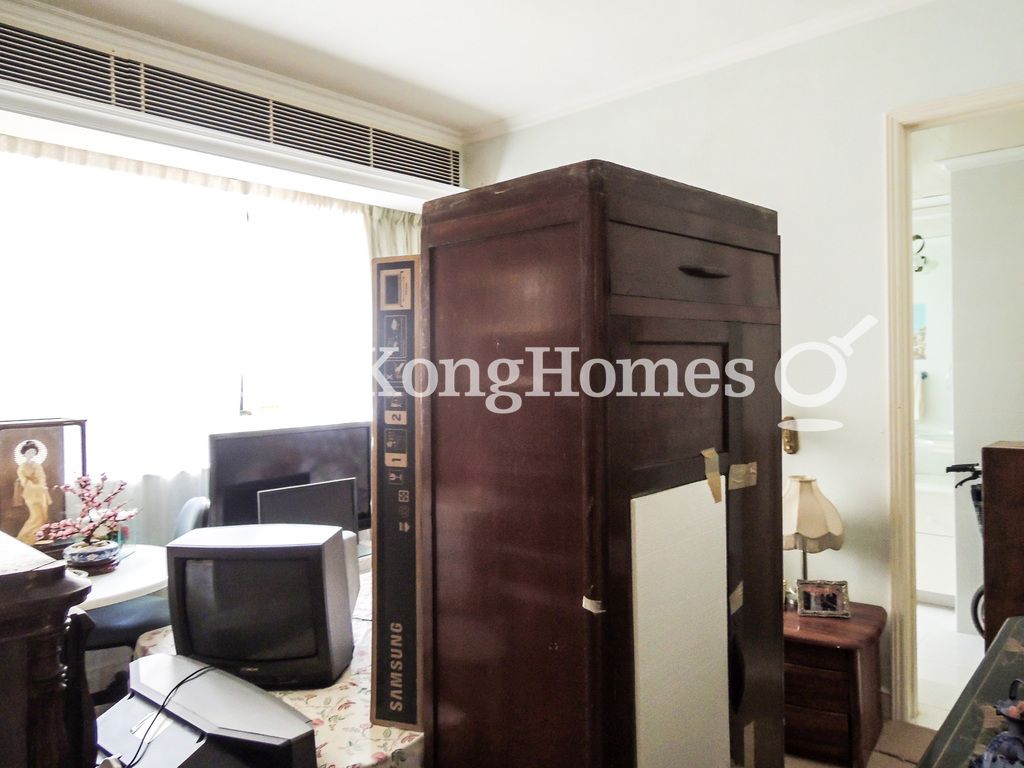 Second Ensuite Bathroom