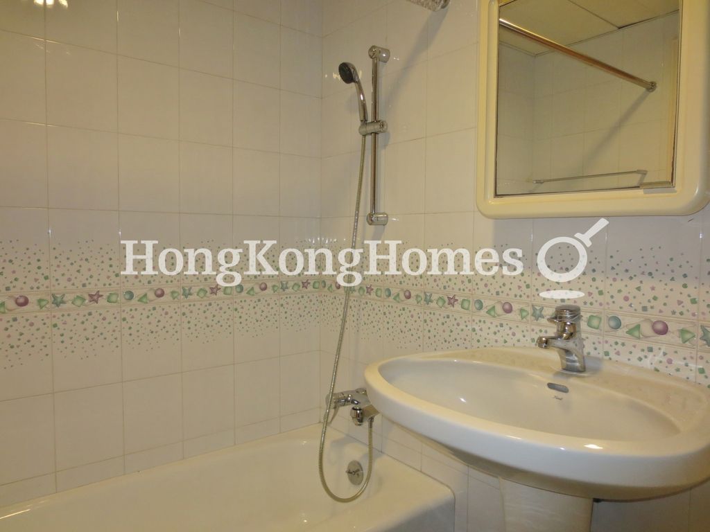 Second Ensuite Bathroom