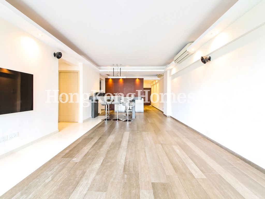 Living and Dining Room