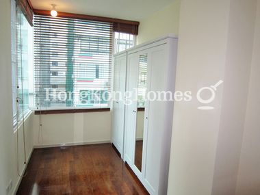 Wardrobe in Third Bedroom