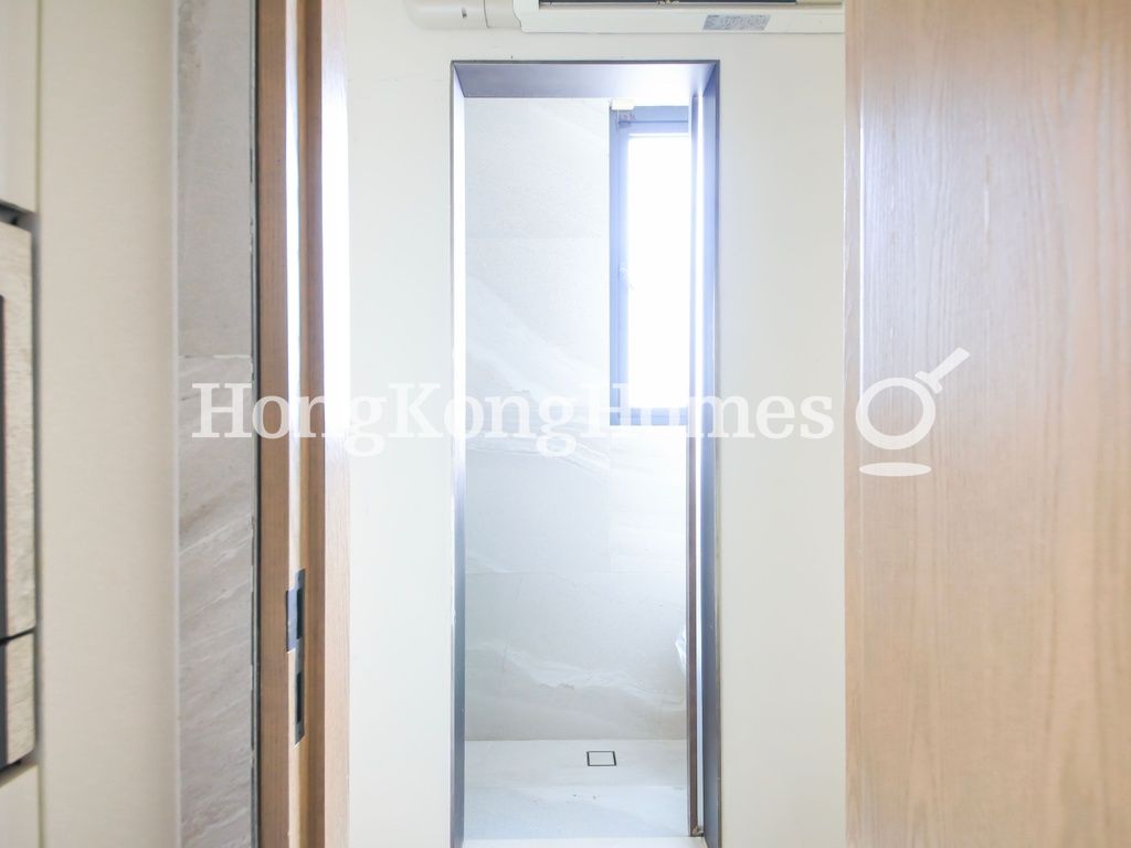 Maid's Room and Washroom