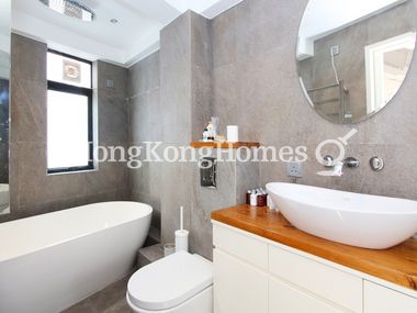 Second Ensuite Bathroom