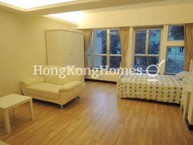 Living and Sleeping Area