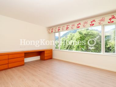 Second Ensuite Bedroom