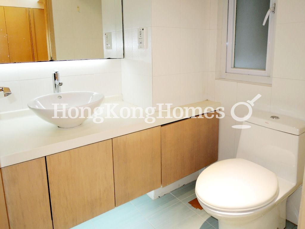 Second Ensuite Bathroom