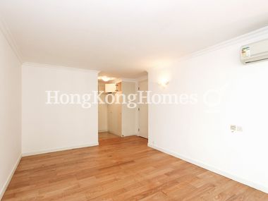 Built-in Wardrobe in Master Bedroom