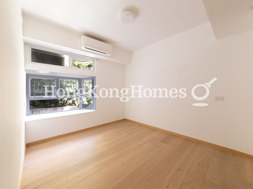 Second Ensuite Bedroom