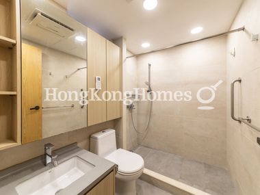 Second Ensuite Bathroom